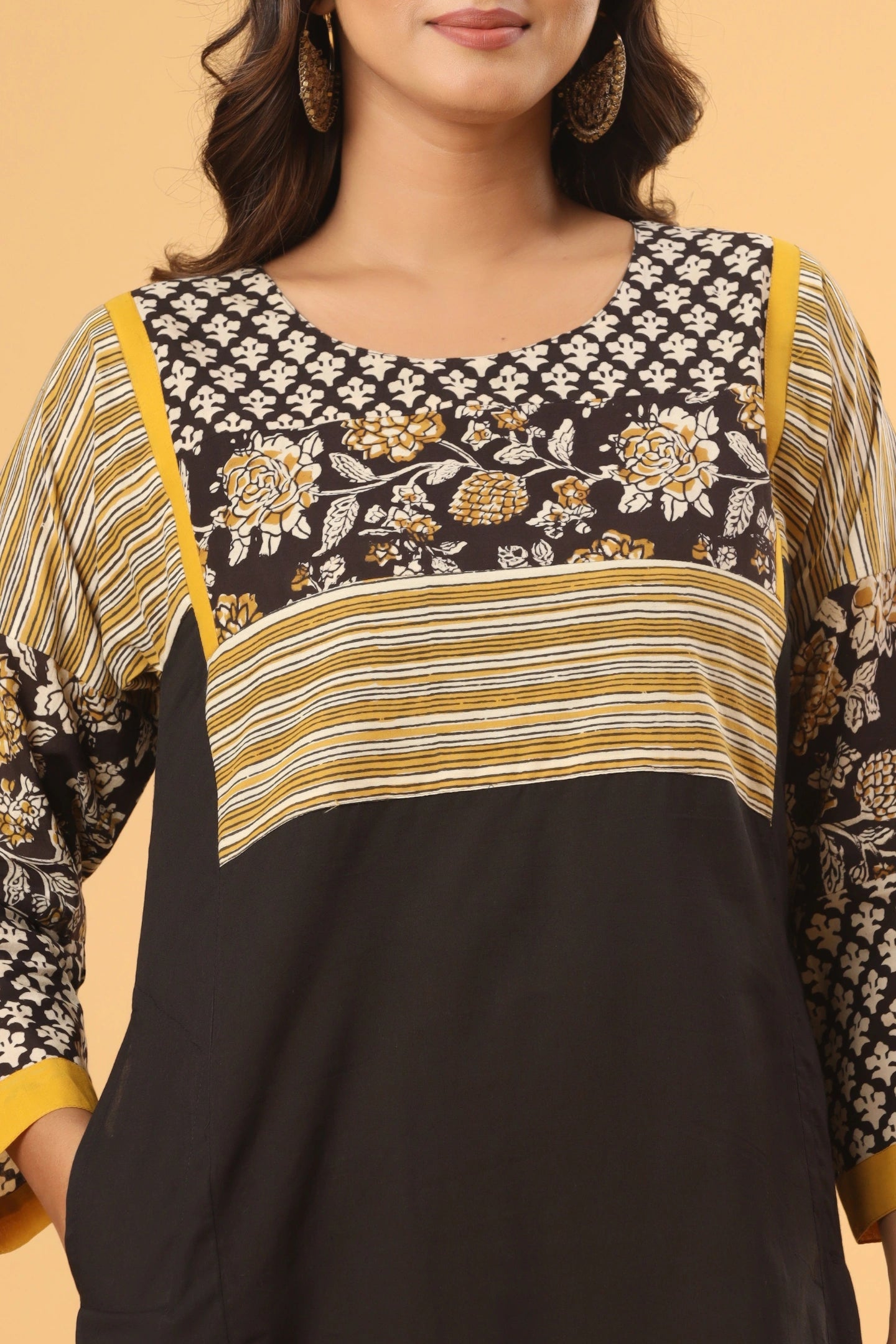 Meher Panelled Printed Kurta (Pants included)