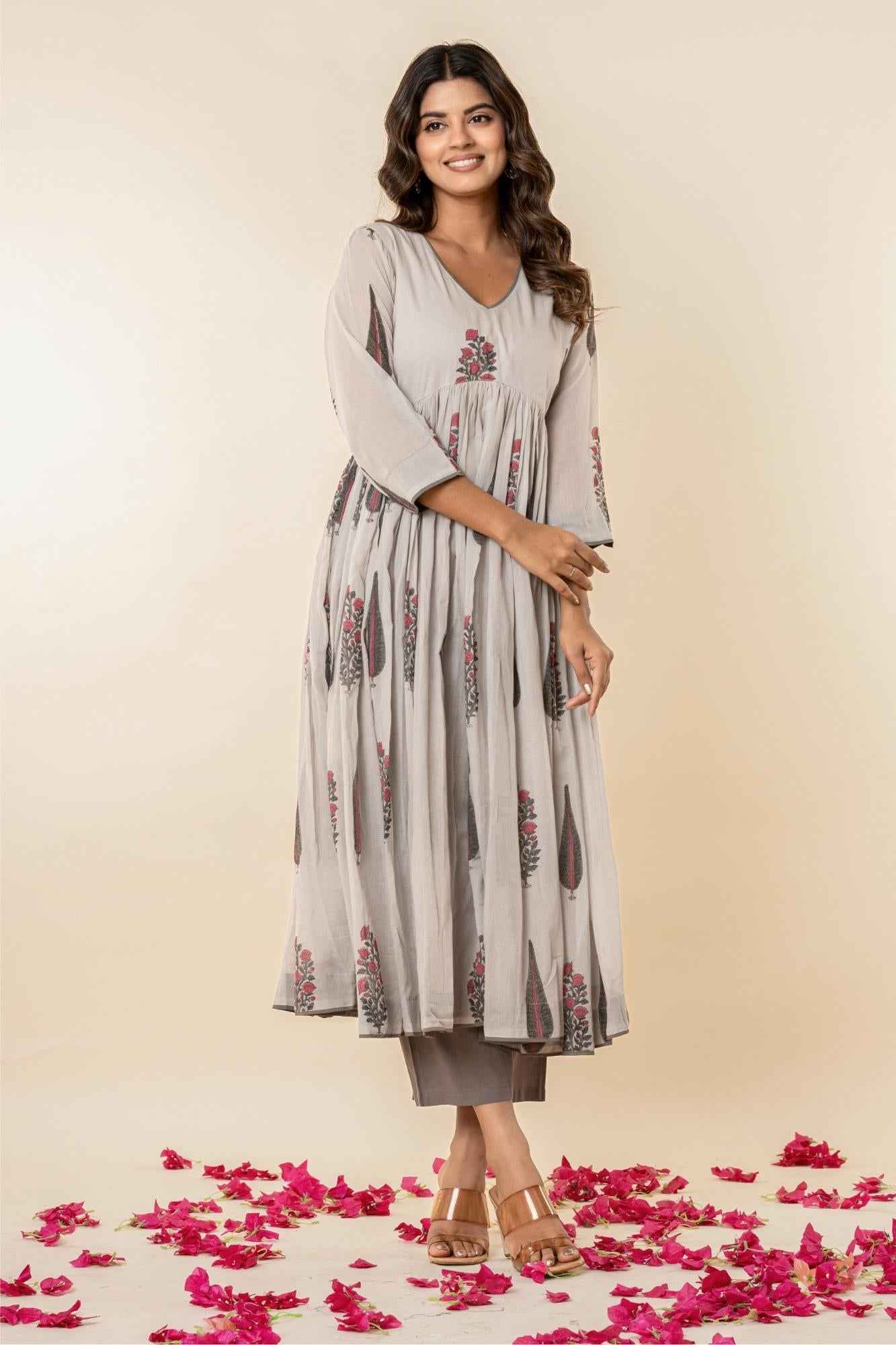 Light Grey Mulmul Gathered Kurta (Set of 2)