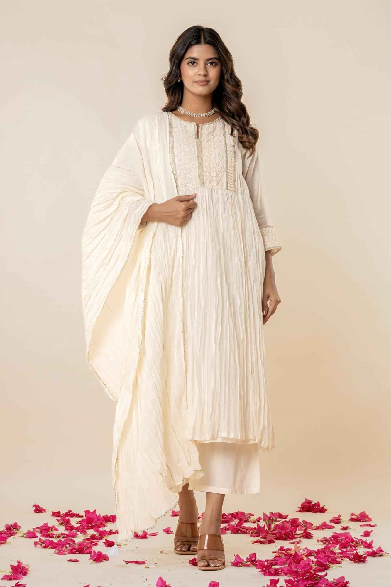 Embroidered White Gathered Kurta (Set of3)