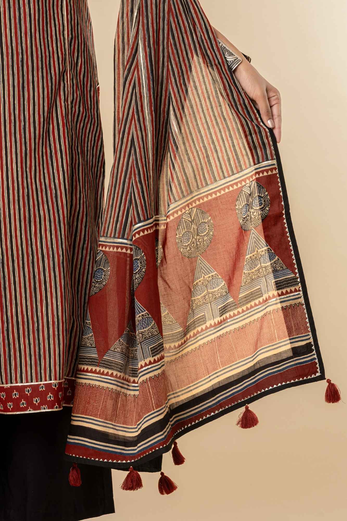 Striped Cotton Sleeveless Kurta Set with Dupatta (Set of 3)