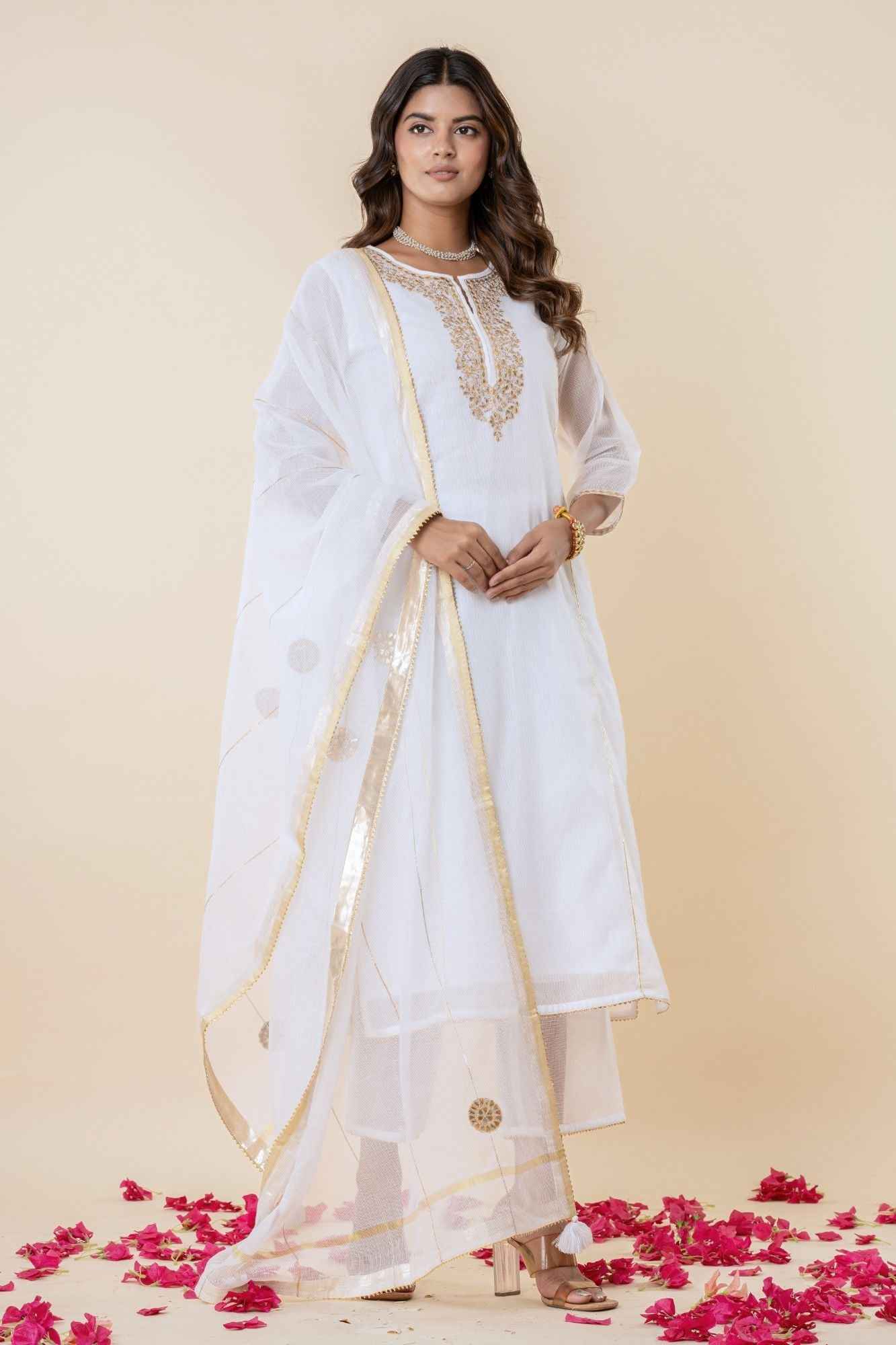 White Kota Doria Gota Patti Kurta (Set Of 3)