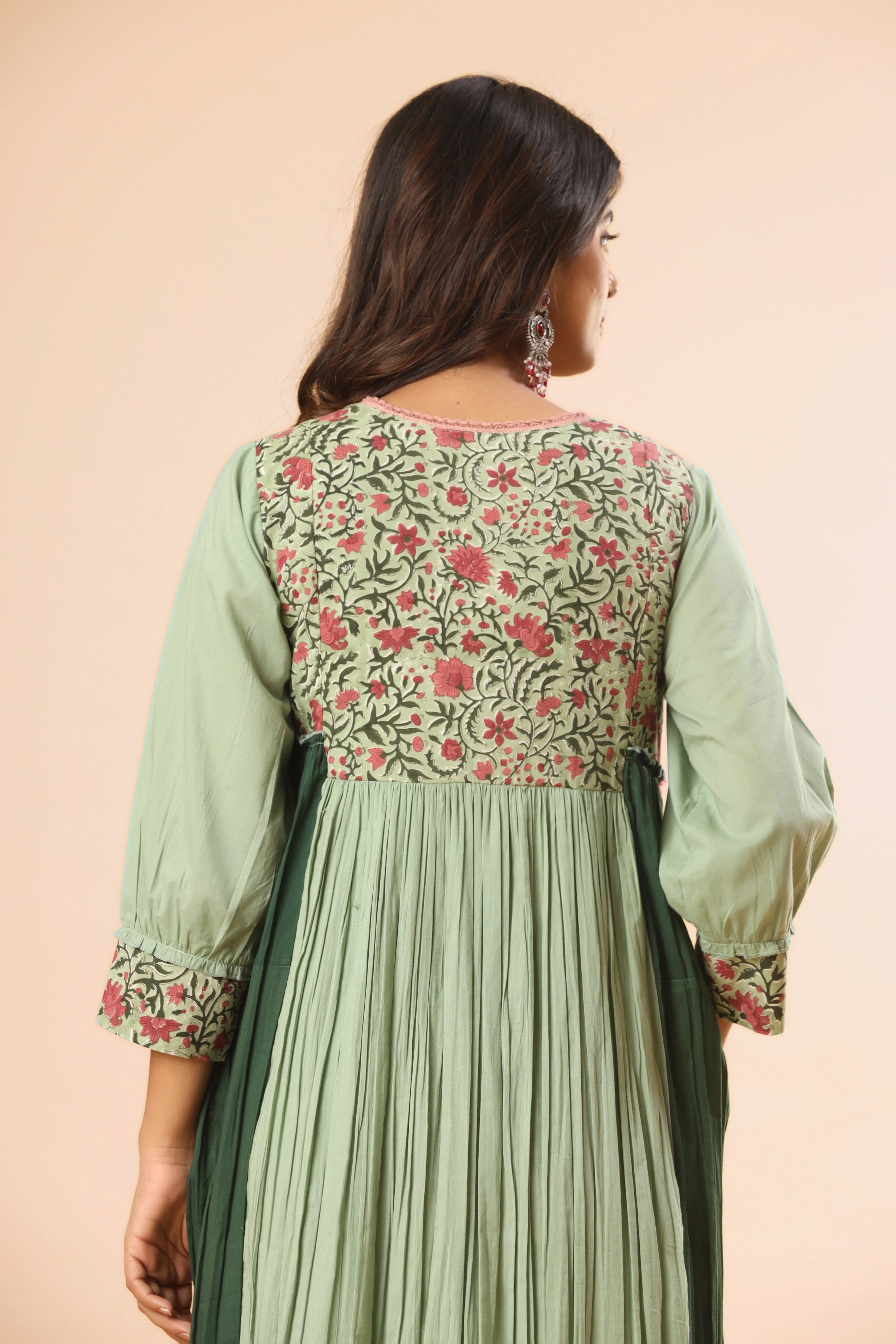Gulbahar Kurta (Pants included)