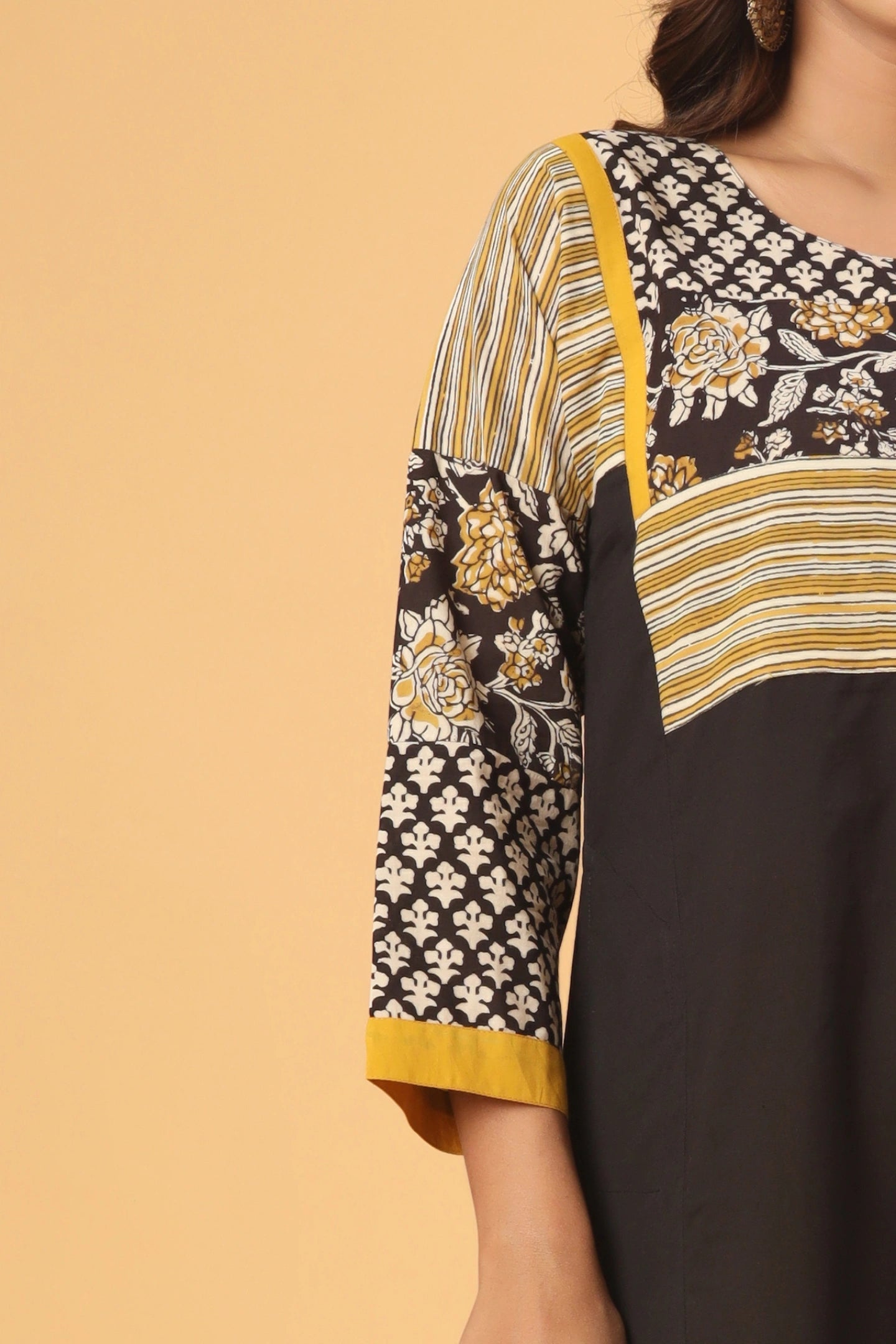 Meher Panelled Printed Kurta (Pants included)