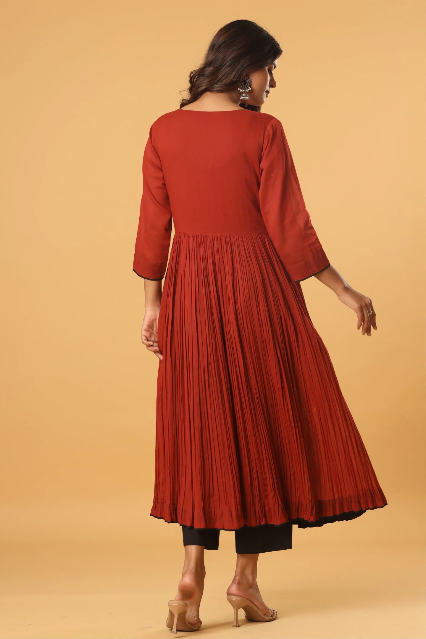 Saanjh Rust Pleated Kurta (Pants and dupatta included)
