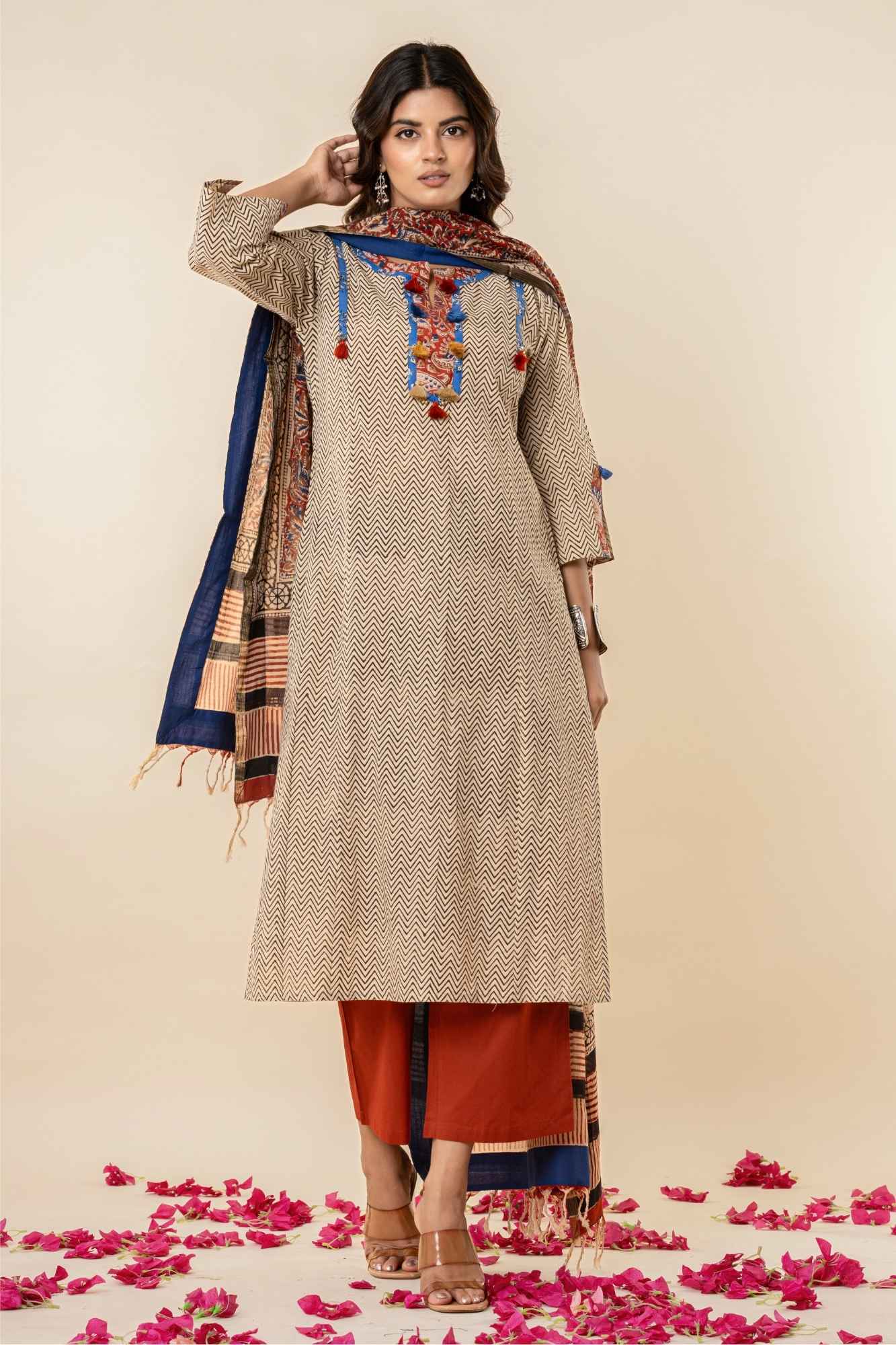 Cream Zig-Zag Bagru Print Cotton Kurta Set with Dupatta (Set of 3)