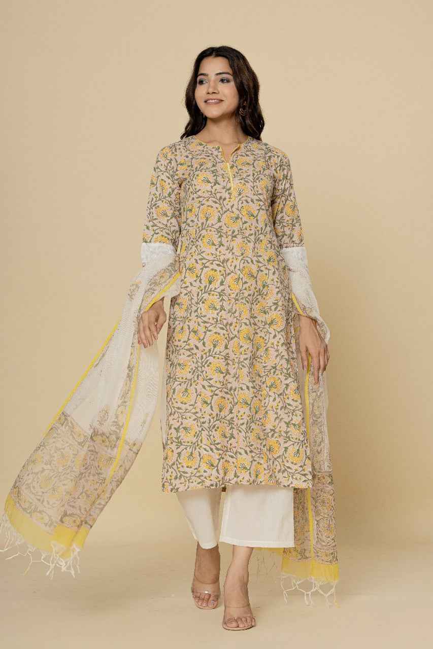 (Set of 2) Naksh Floral Straight Kurta And Dupatta