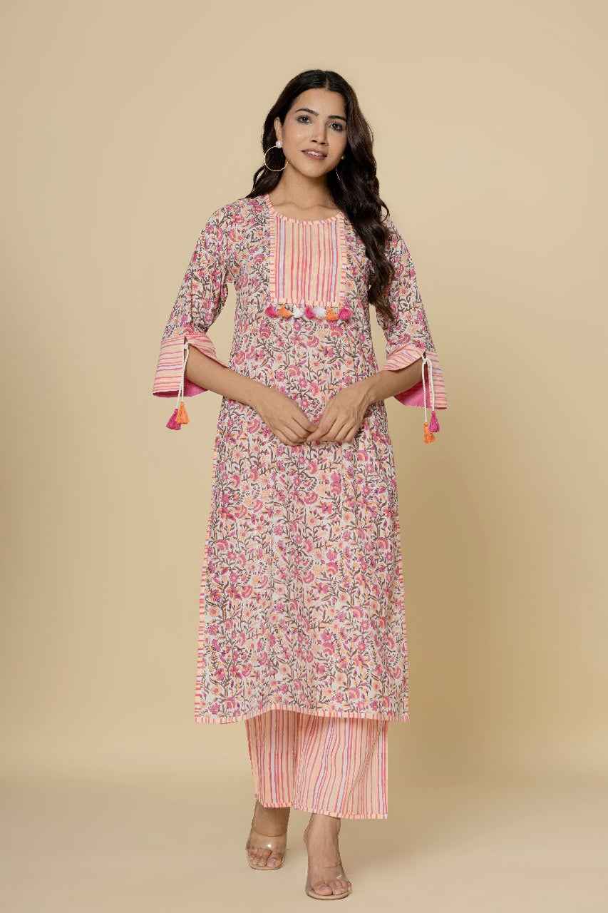 (Set of 2) Naksh White Printed Straight Kurta With Pants