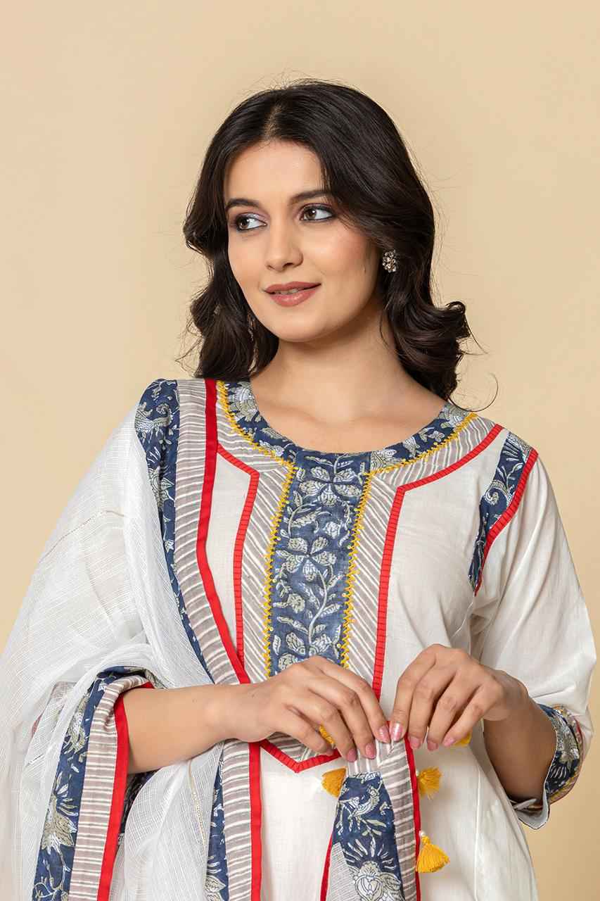 (Set of 2) Naksh White Straight Kurta And Dupatta