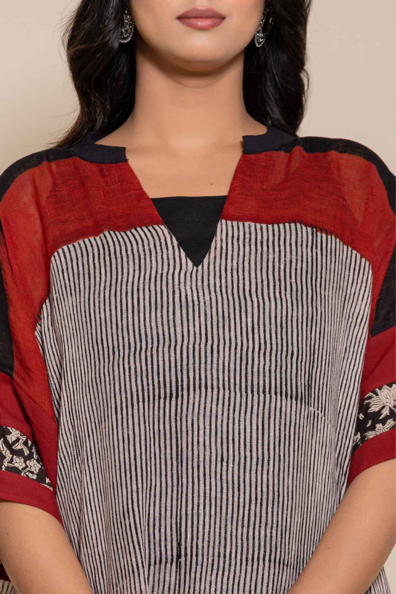 Naksh Pure Linen Free Size Black Kaftan-Dress With Customizable Inner