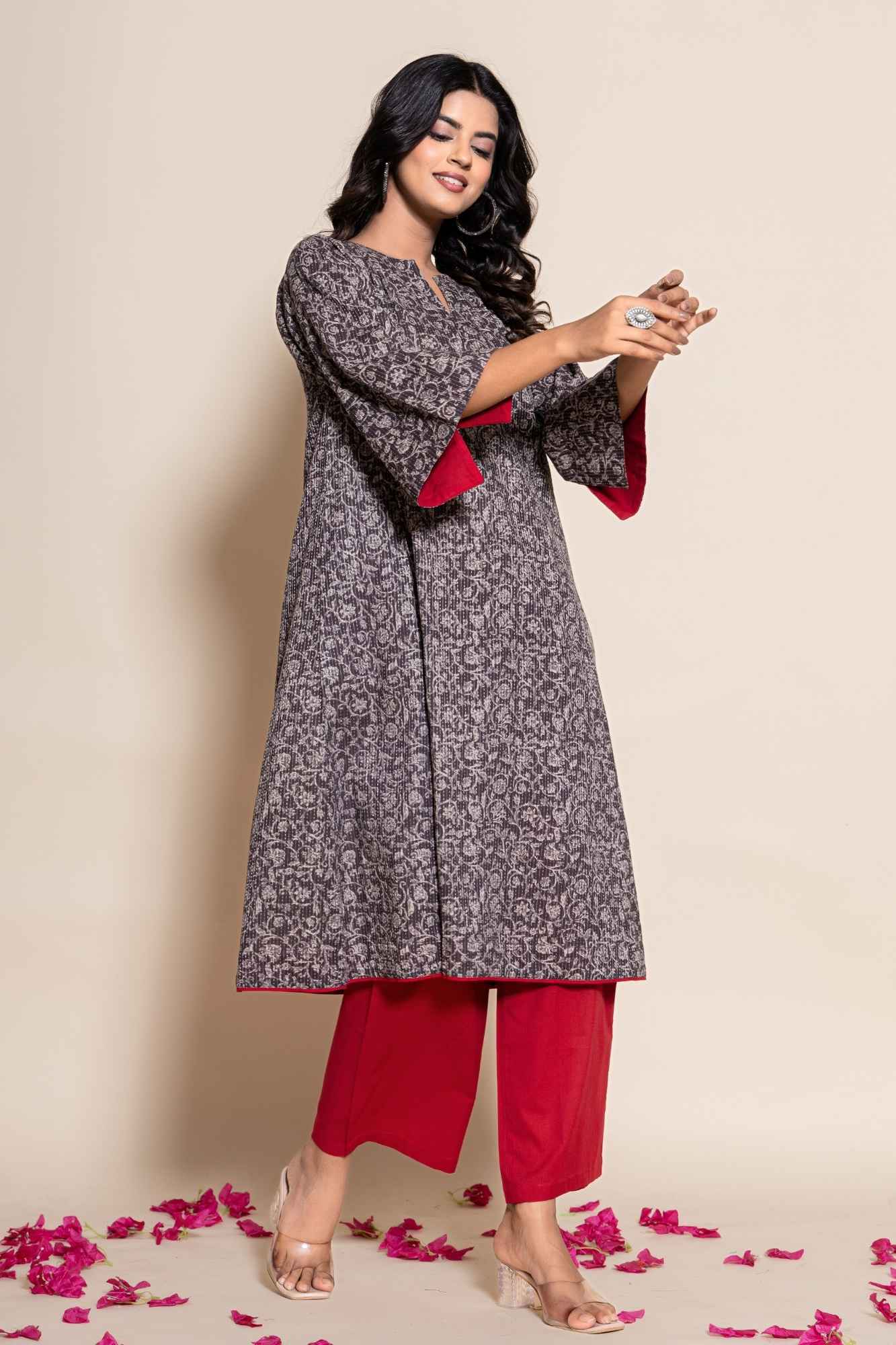 (Set of 2) Naksh Grey Katha Printed Kurta And Maroon Pants