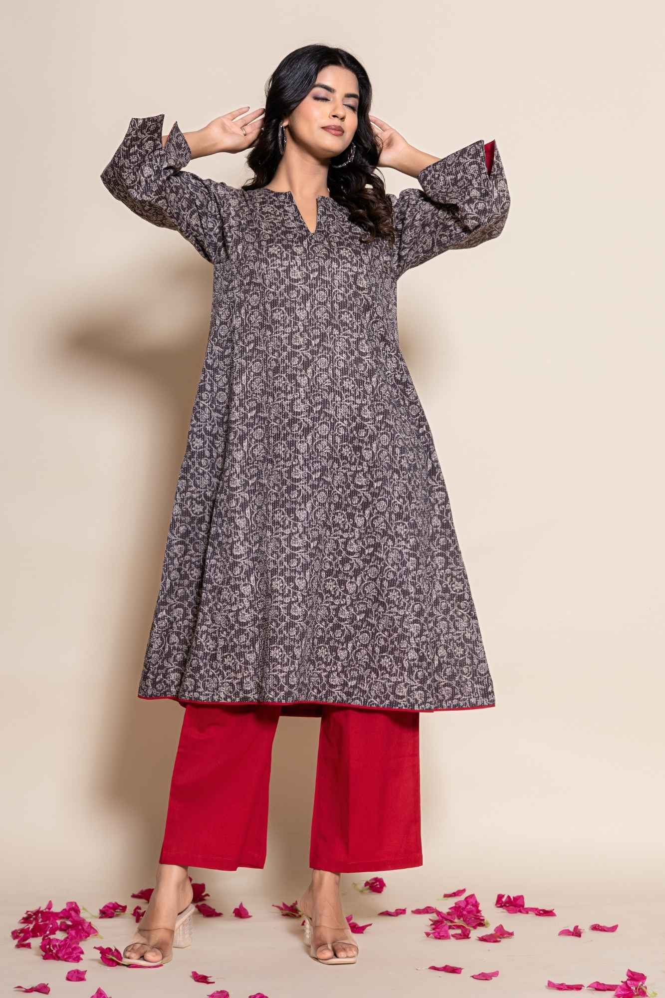 (Set of 2) Naksh Grey Katha Printed Kurta And Maroon Pants