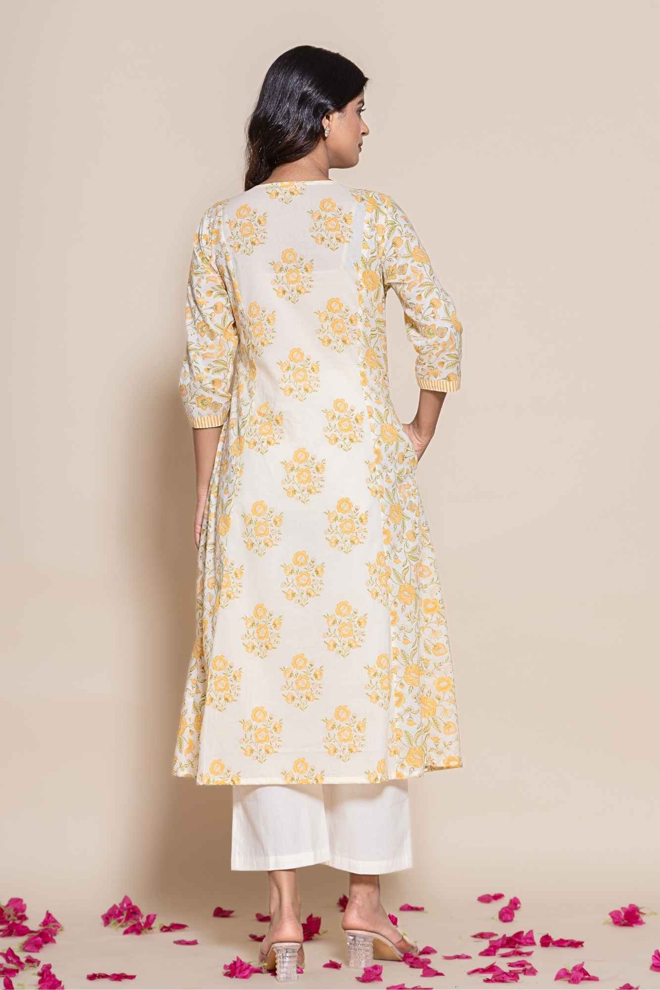 Naksh Off-White Double Printed A-Line Gathered Kurta