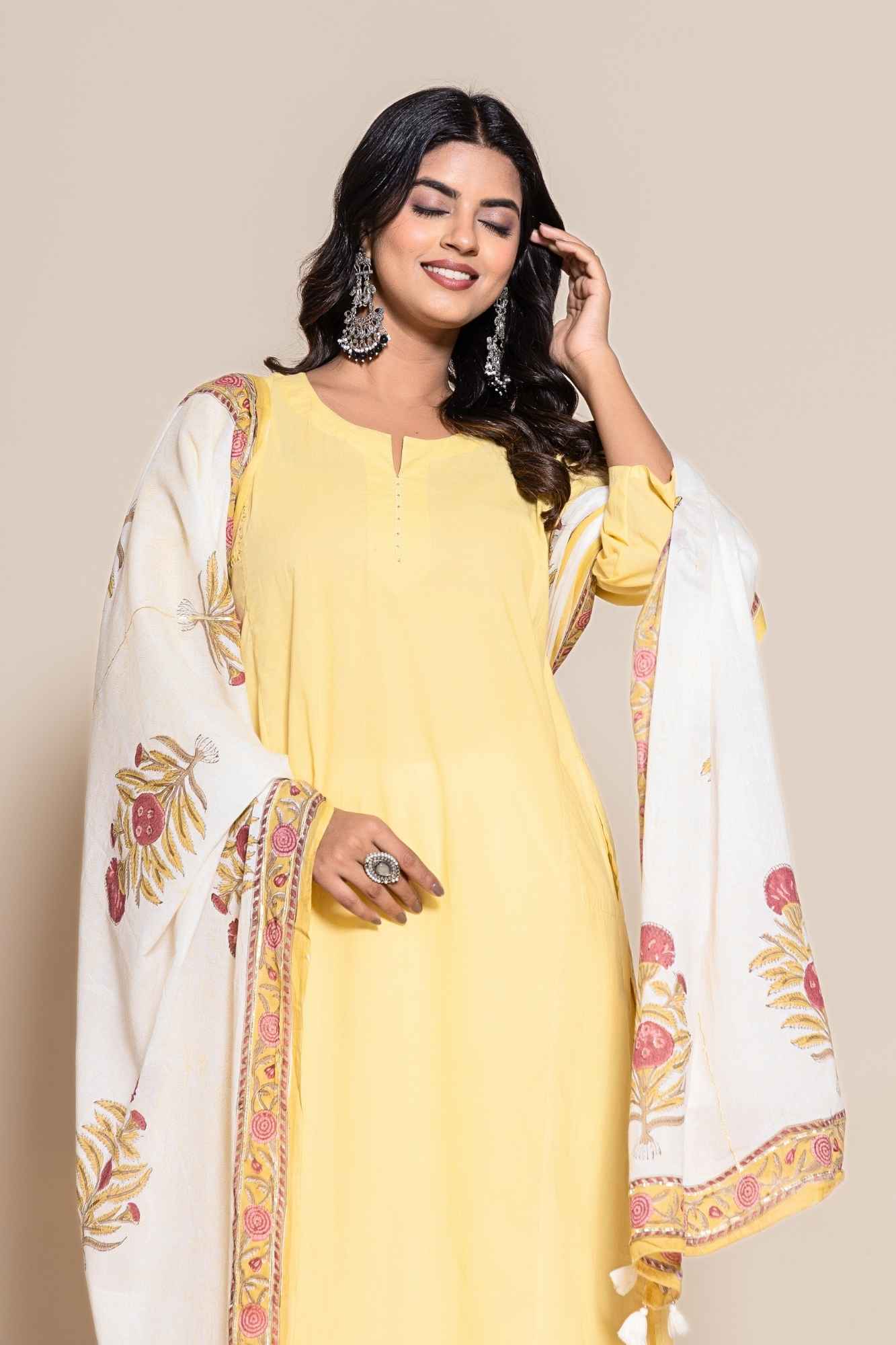 (Set of 2) Naksh Yellow Cotton Solid Kurta And Printed Dupatta