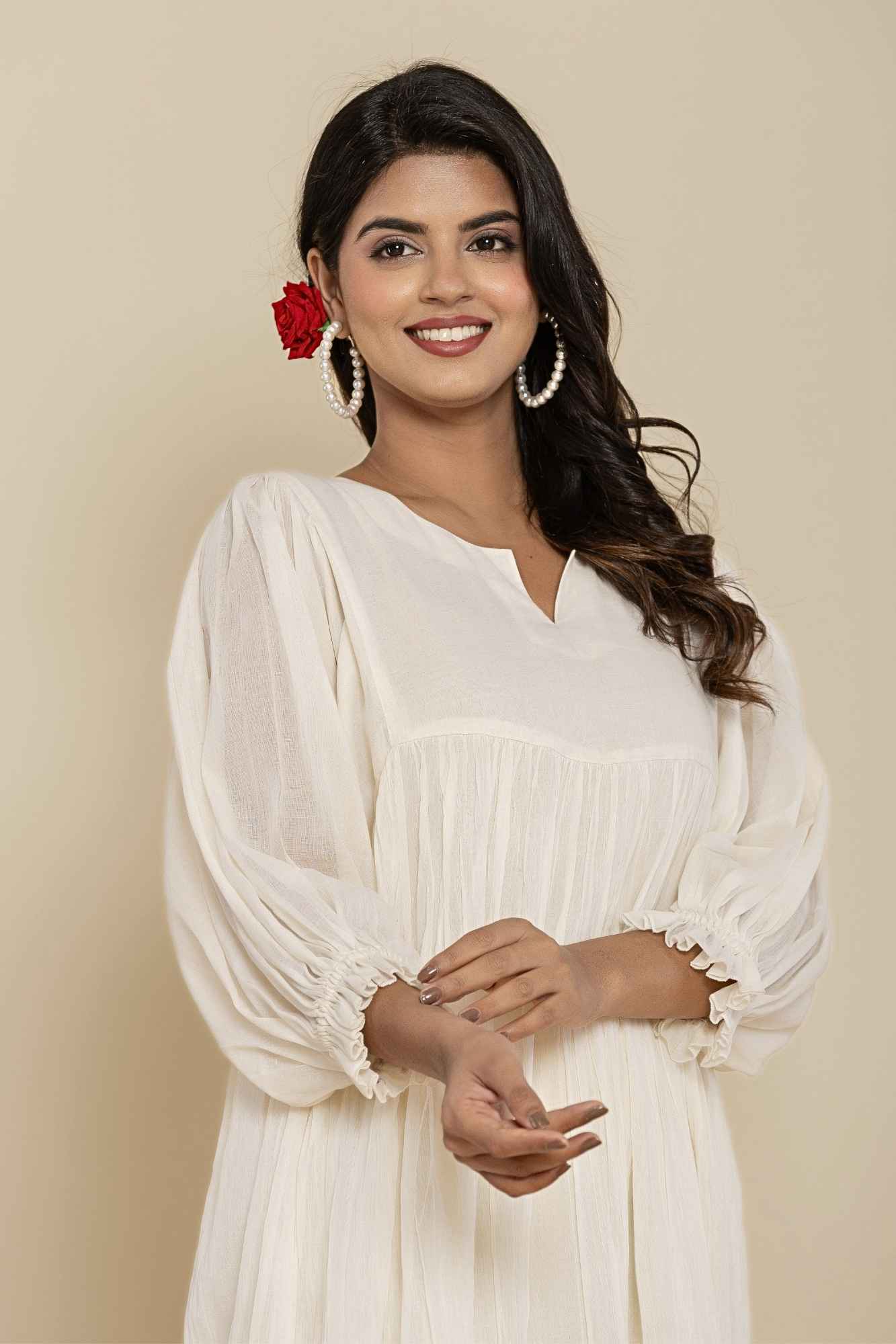 (Set of 2) Naksh Kora Cotton Voile Gathered Kurta And Pants